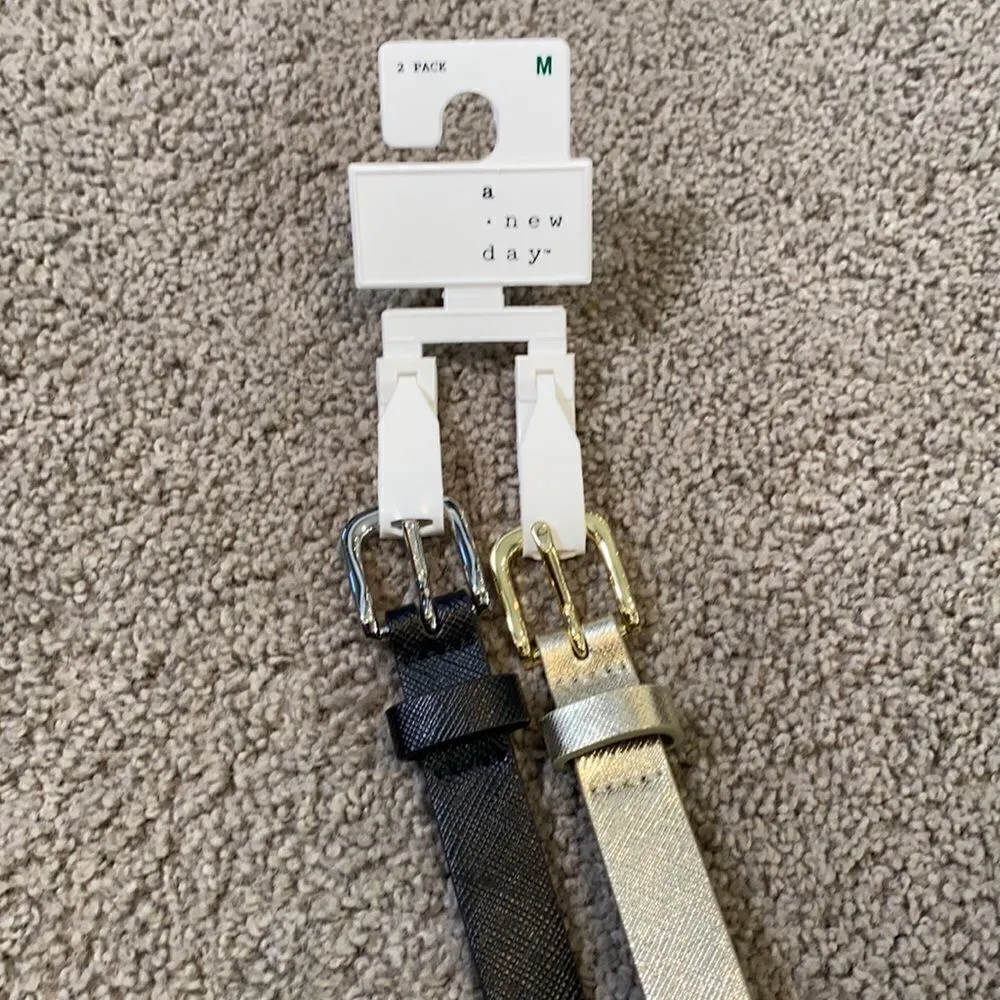 Women’s Belts 2 Pack 1 Black wSilver Buckle & 1 Gold/Silver wGold Buckle M NWT Size M - Image 2