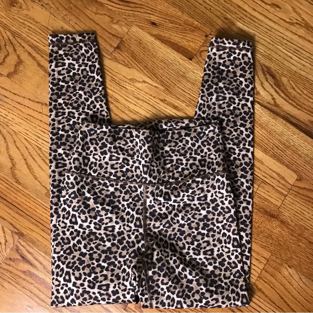 American Eagle Leopard Print Leggings - Image 2