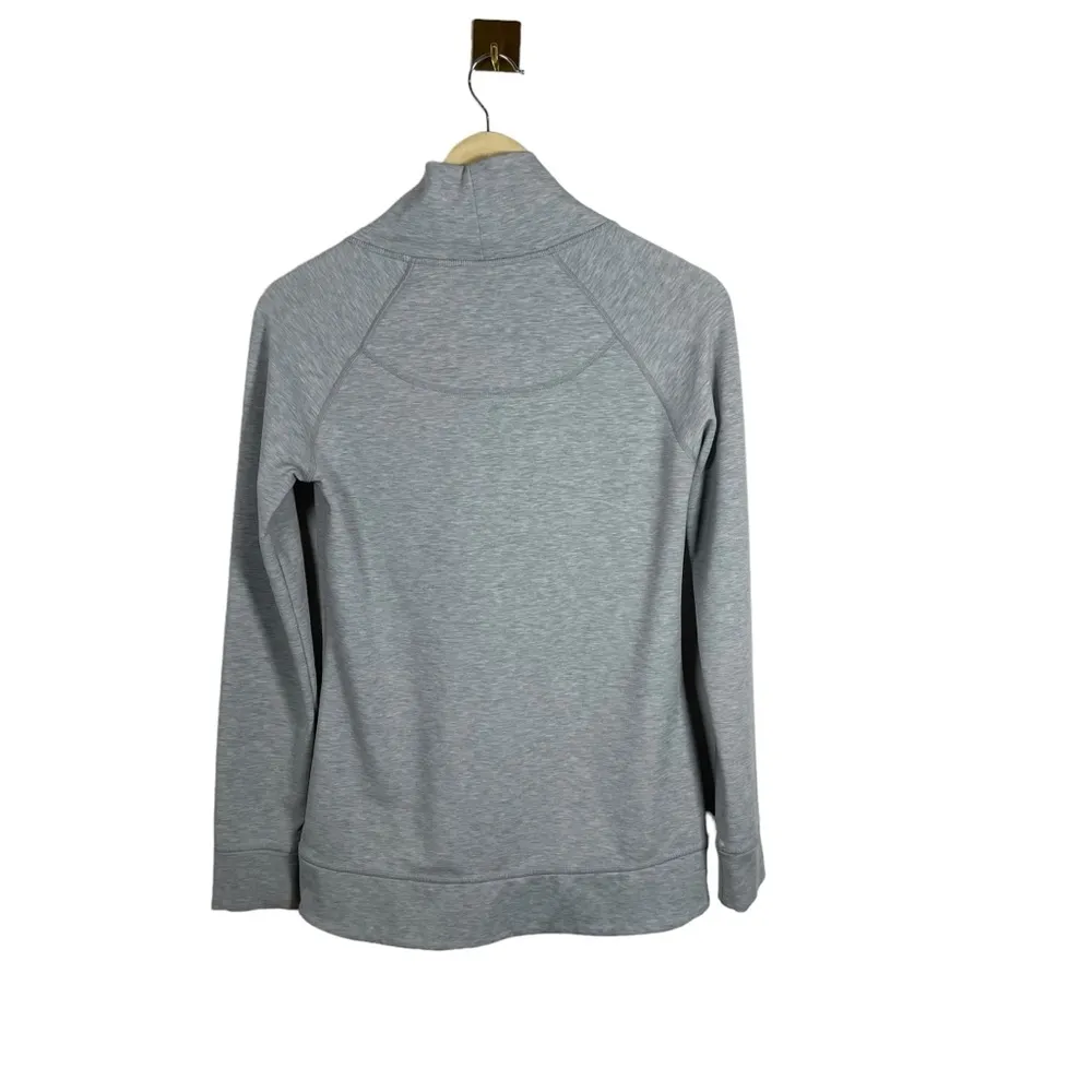 Athleta NWOT  Crossover Neck Pullover in Light Grey Size XS - Image 8