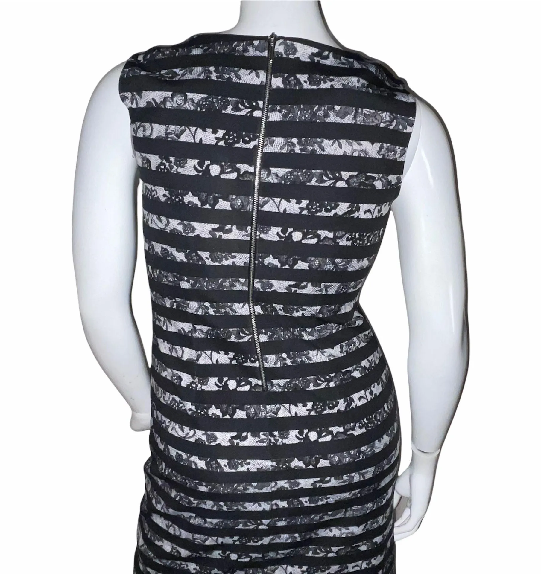 Lace Print Bodycon Dress - Image 3