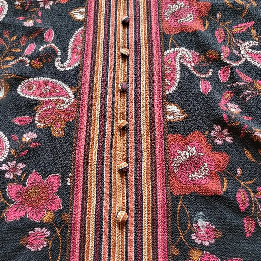 Zac & Rachel Faux Button Down Blouse Paisley Size Small - Image 3