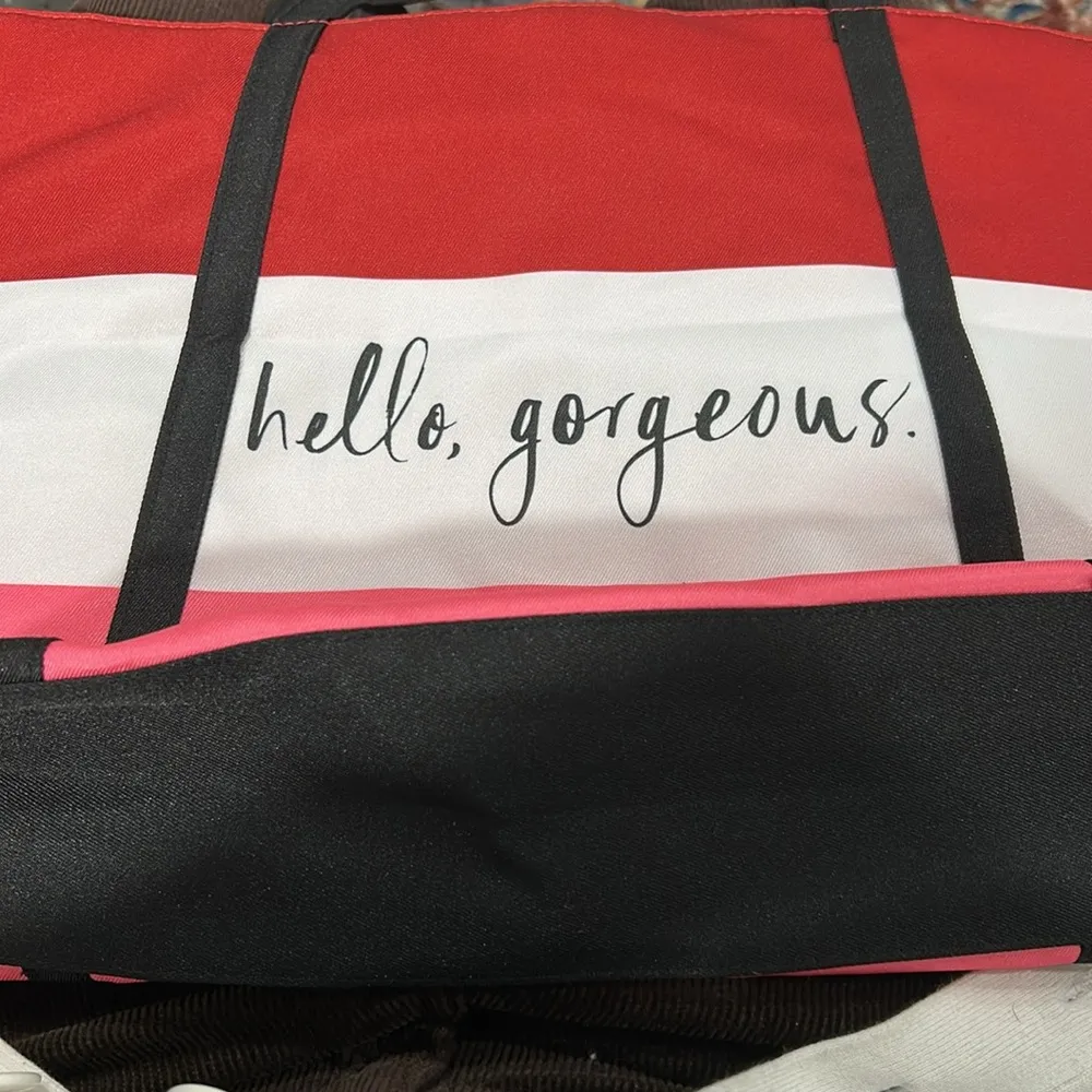 Clinique+ Kate Spade Hello Gorgeous bags - Image 6