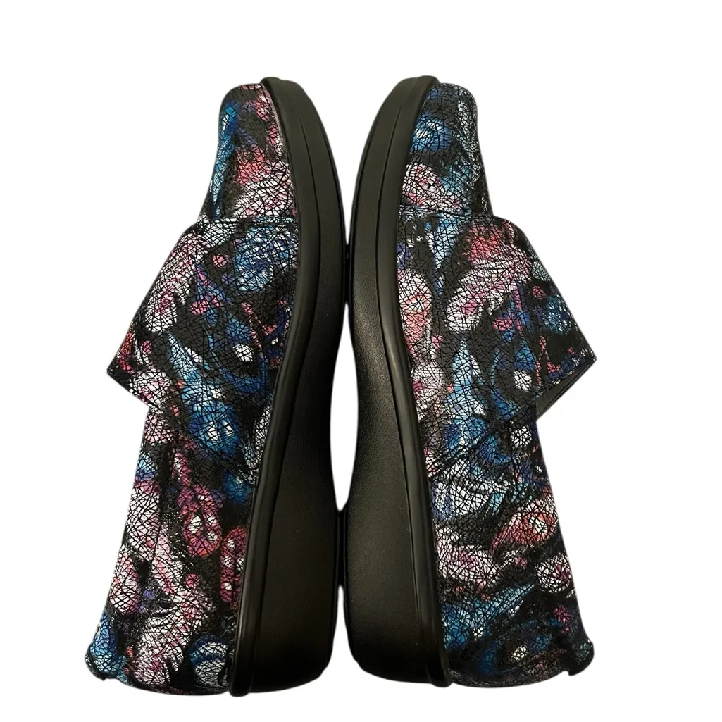 NWOT Algeria Lauryn LAU-885 Blue Pink Feathers Leather Upper Clogs Comfort - Image 11