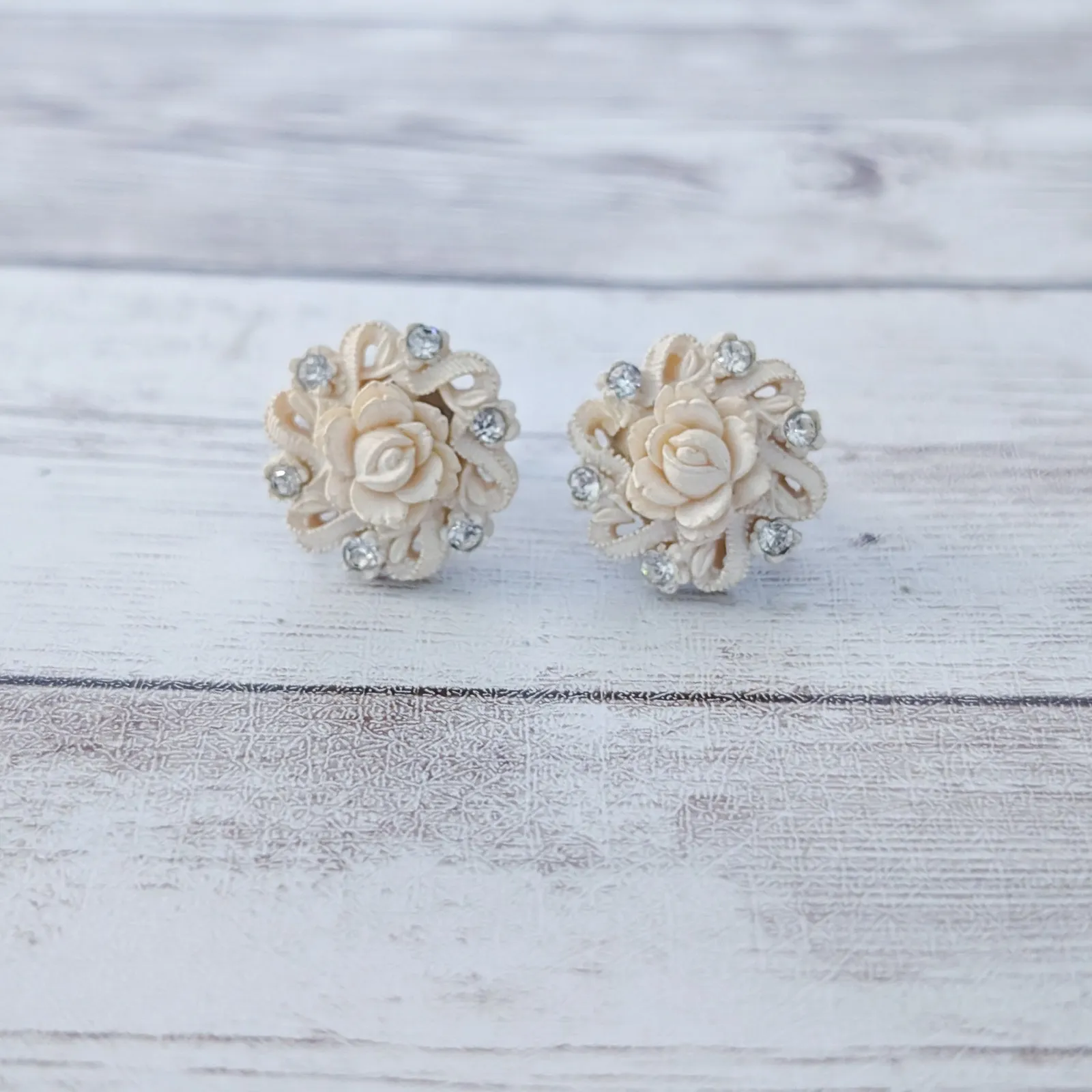 Vintage Screw On Earrings Pretty Cream Flower with Clear Gems - Image 2
