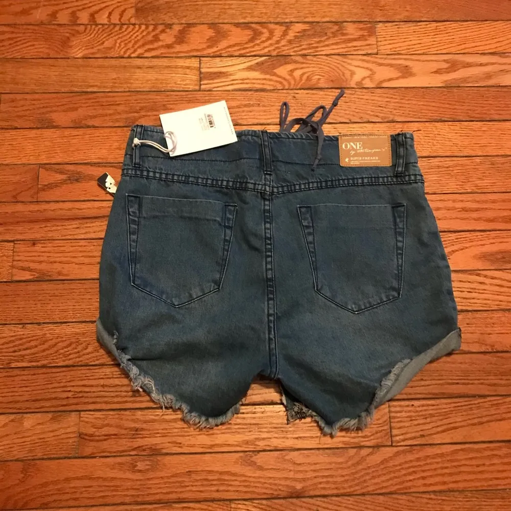 NWT One Teaspoon Vixen Superfreaks Shorts … - Image 4