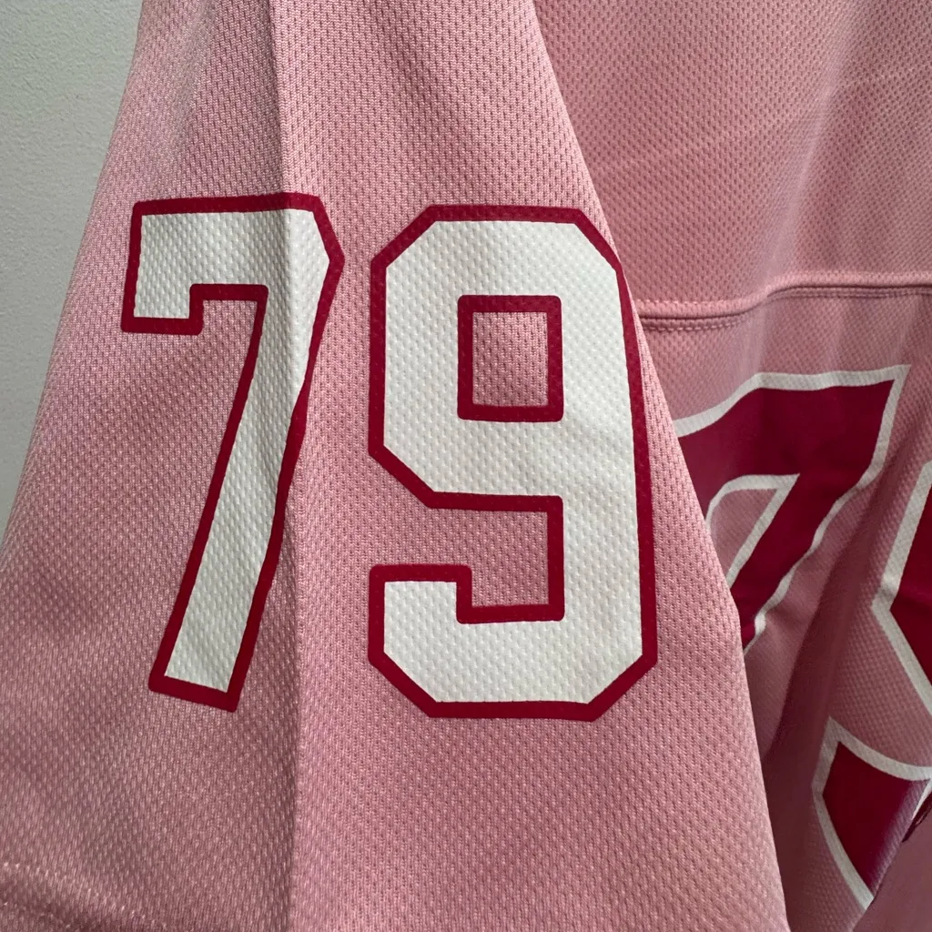 Strawberry Shortcake and Custard Cat Women's Cropped Pink Football Jersey - Image 7