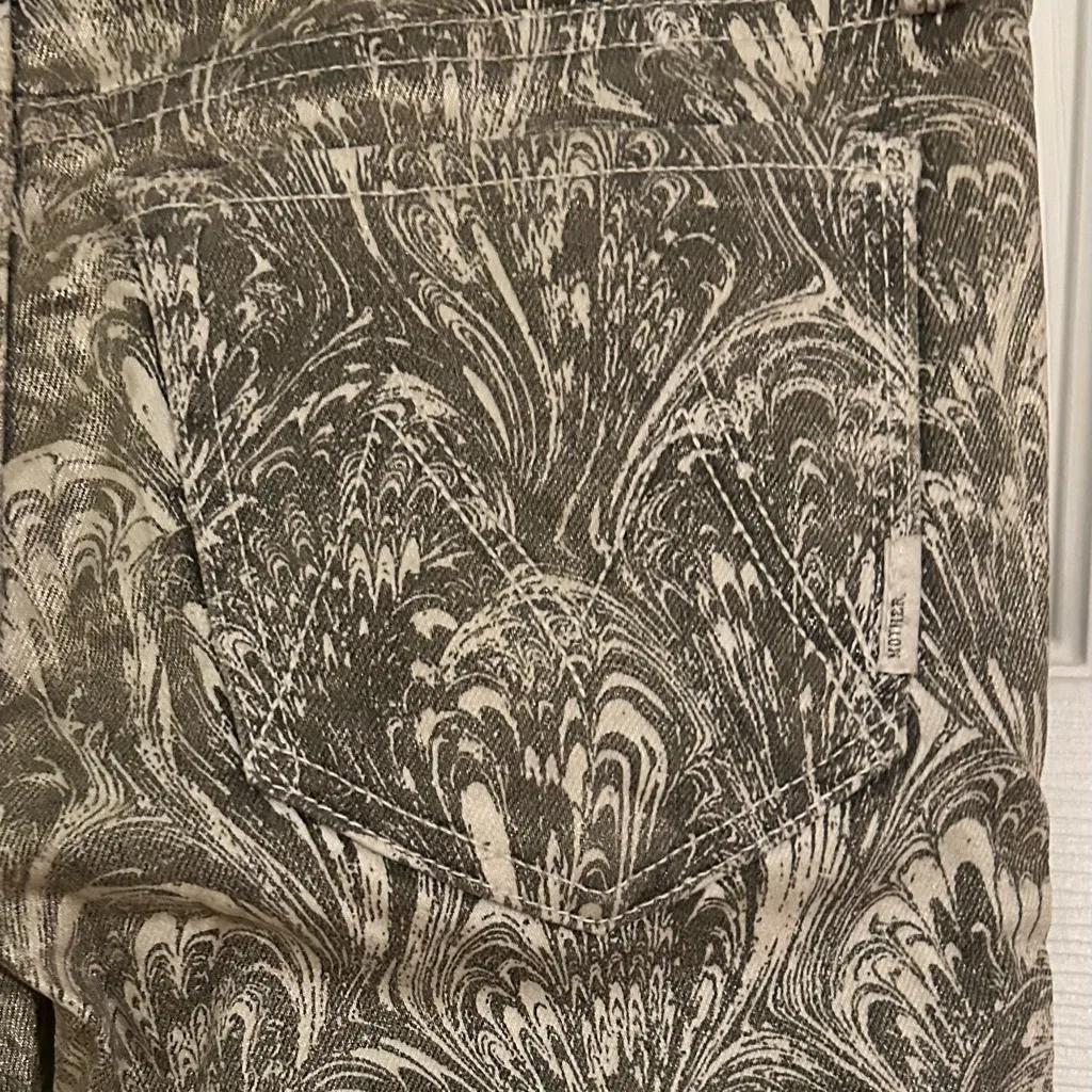 MOTHER The Looker Glitz ‘N Glam Metallic Print Skinny Jeans Size 26 White - Image 4