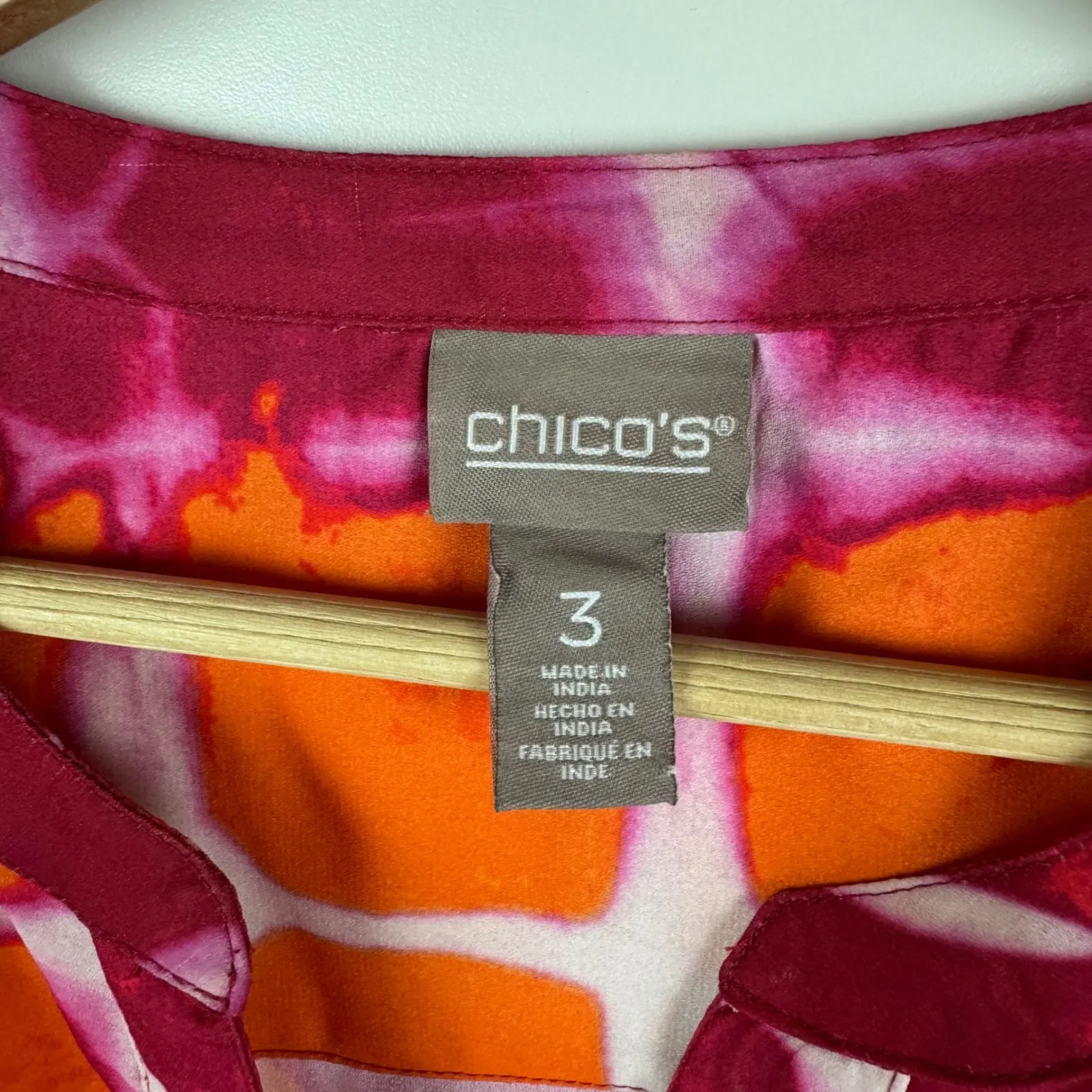 Chicos Tie Dye Abstract Blouse Size 3 XL V-Neck Colorful‎ Vibrant Lightweight - Image 6