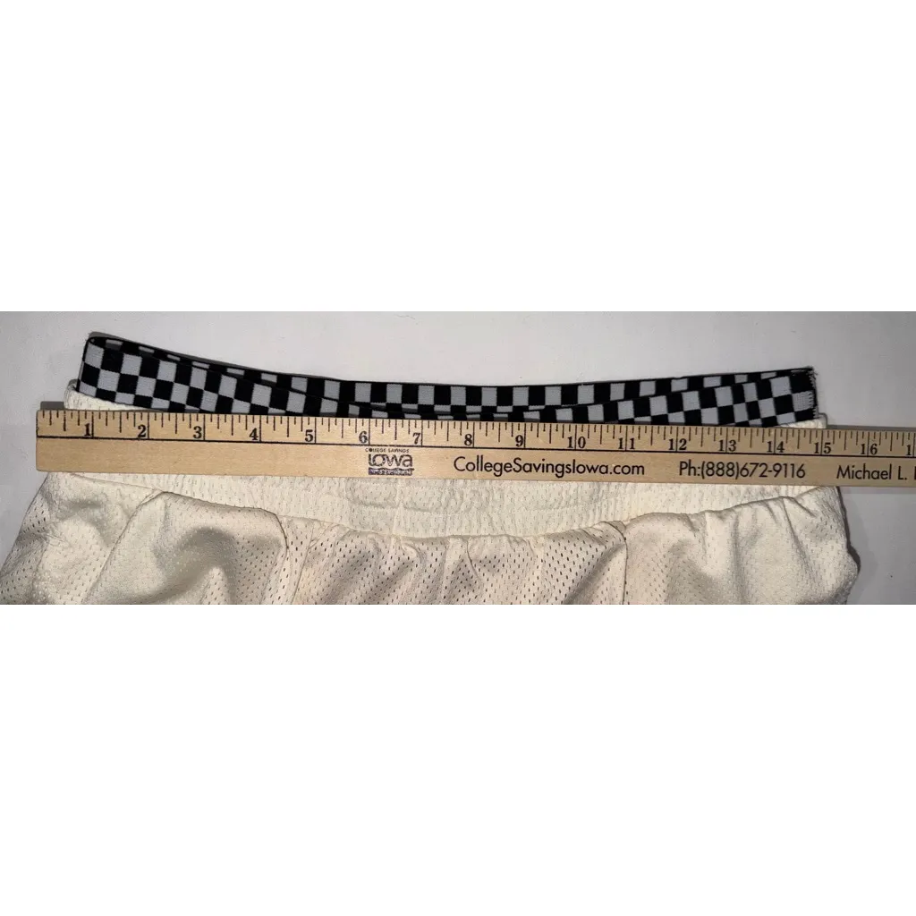 Fabletics Aisha Women’s L Cream Mesh Basketball Gym Shorts Checkered Athletic - Image 8