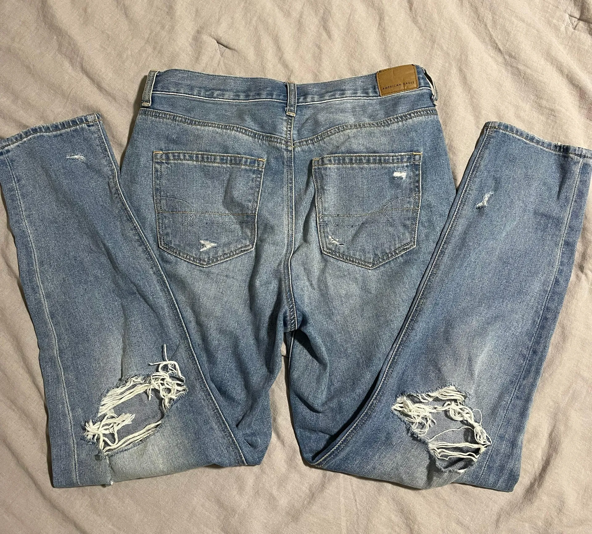 American Eagle Outfitters Moms Jeans - Image 4