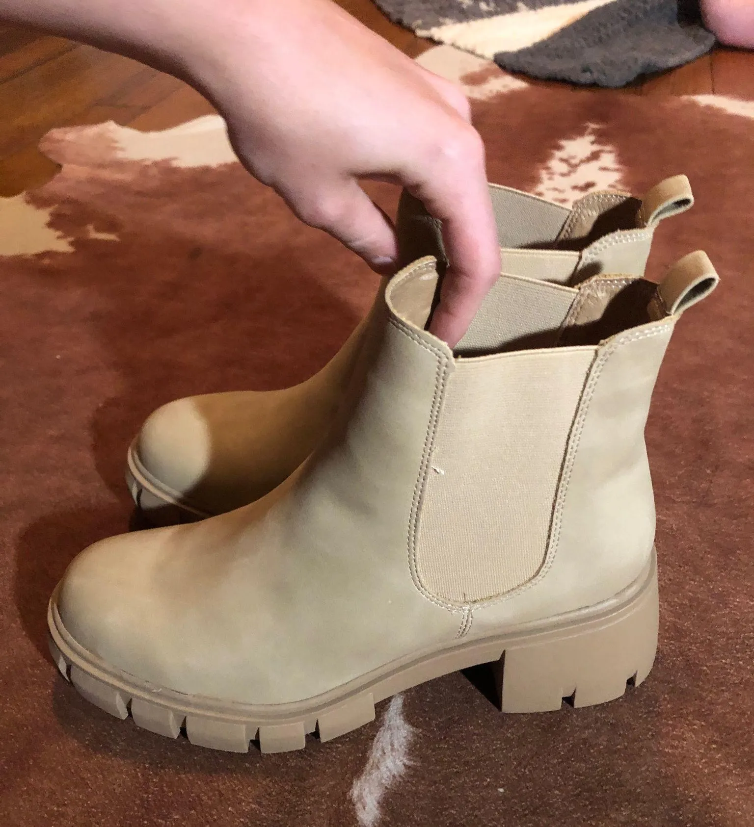 Madden girl boots  size 8 Like new - Image 4