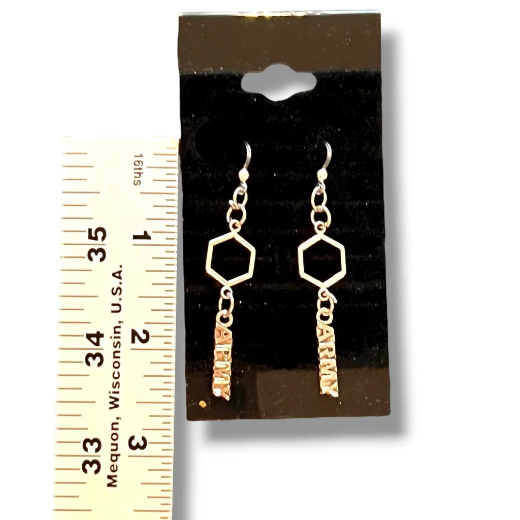Hypoallergenic United States Army Dangle Earrings Plastic Hooks NEW! Patriotic Silver - Image 3