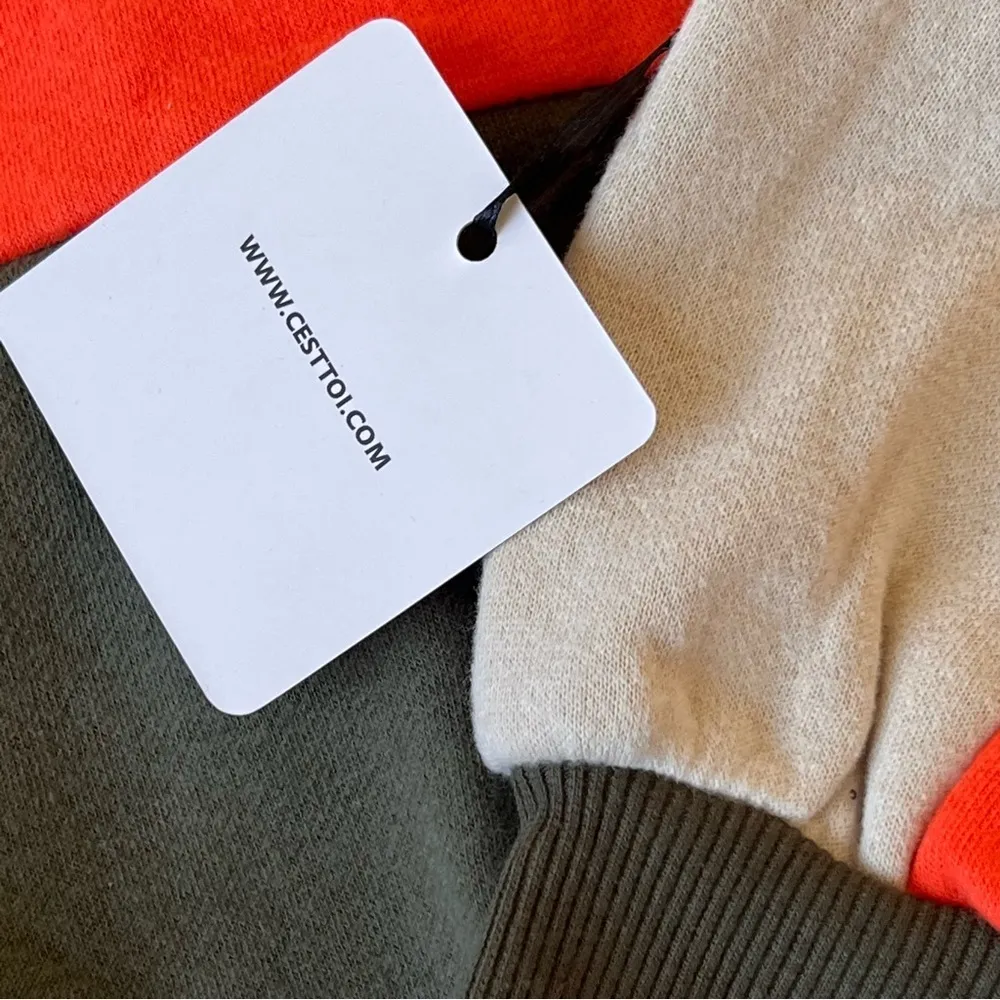 C’EST TOI hoodie jacket size small. - Image 5