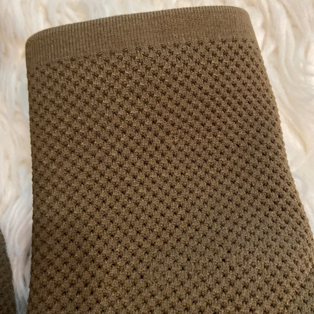 Charlotte Russe open toes booties size 6 excellent condition dark green color - Image 5