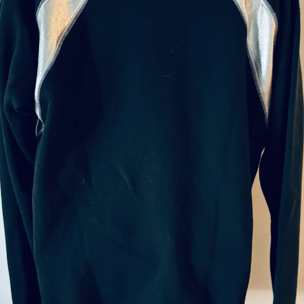 Victoria’s Secret black and Silver shiny Foil Sweatshirt & Pants outfit Set - Image 6