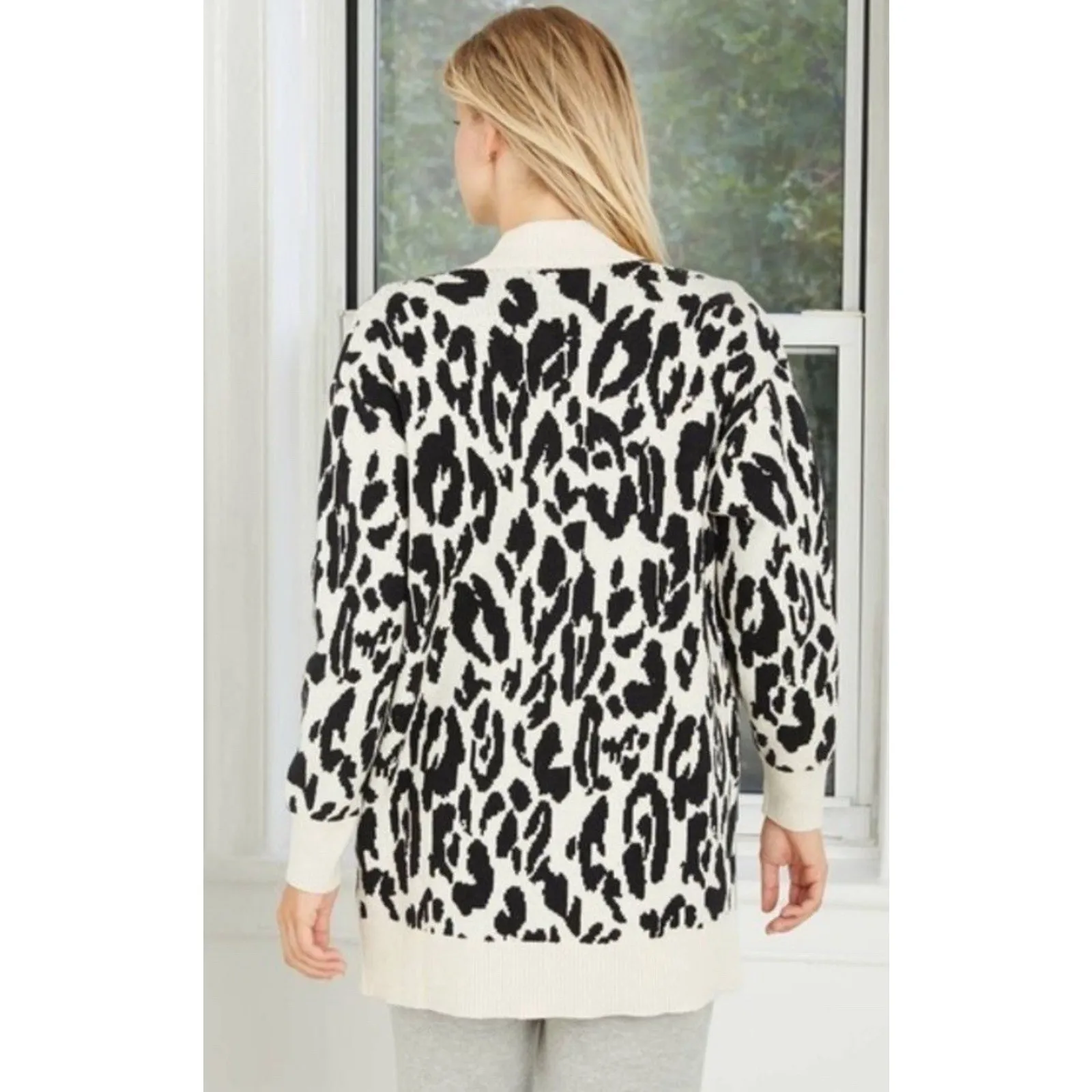 Who What Wear Open Front Cardigan Size Cream/Black Animal print Women’s M - Image 2