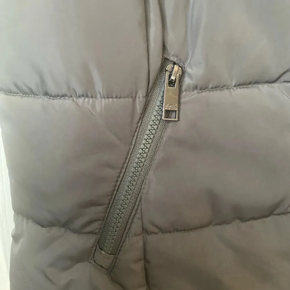 Marc NewYork Gray Quilted Puffer Vest with High Collar and Detachable Ho… - Image 7