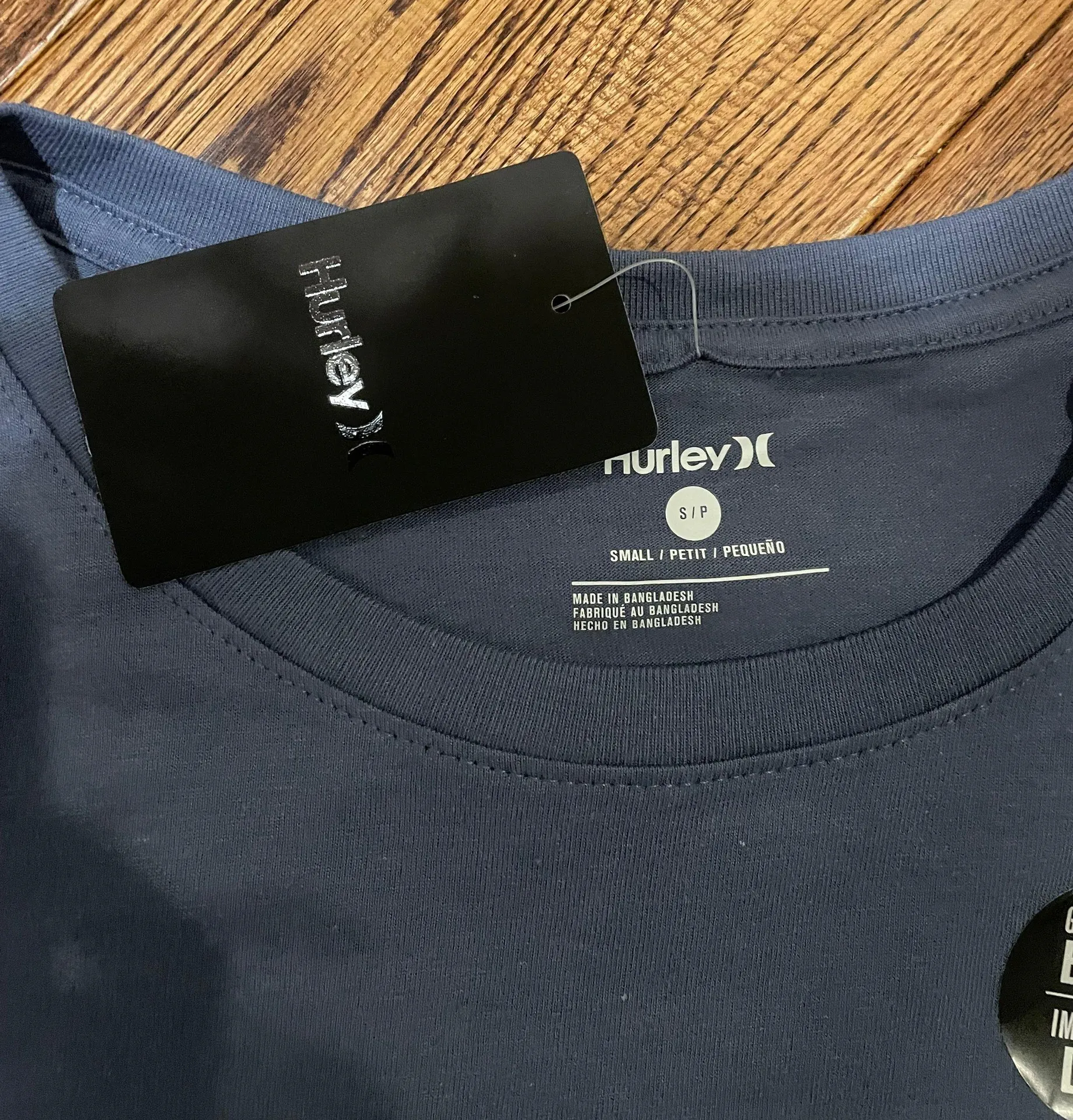 Hurley Surf Shop Tee - Image 3