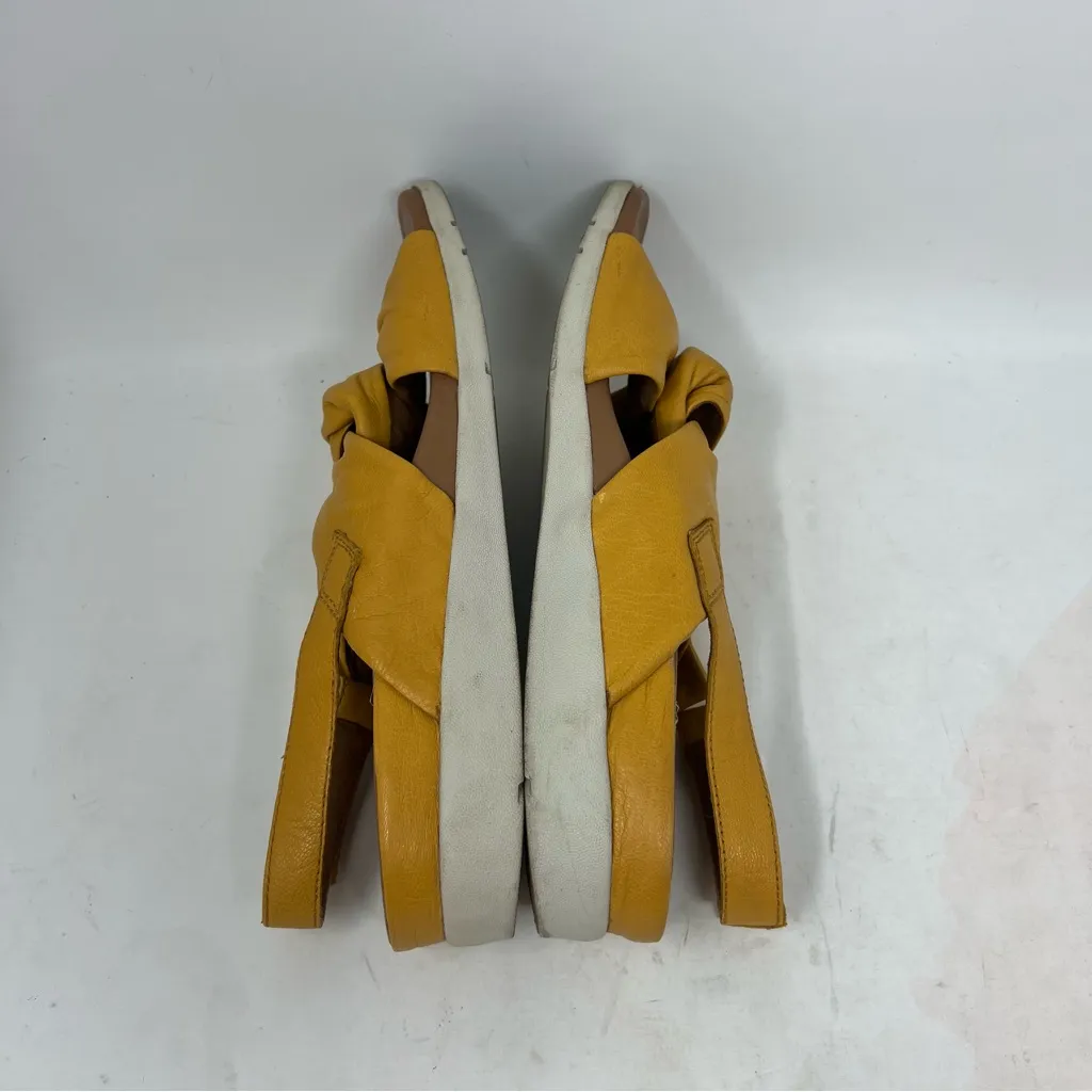 Strive Tahiti II Sandal Size US 9.5 Yellow - Image 5