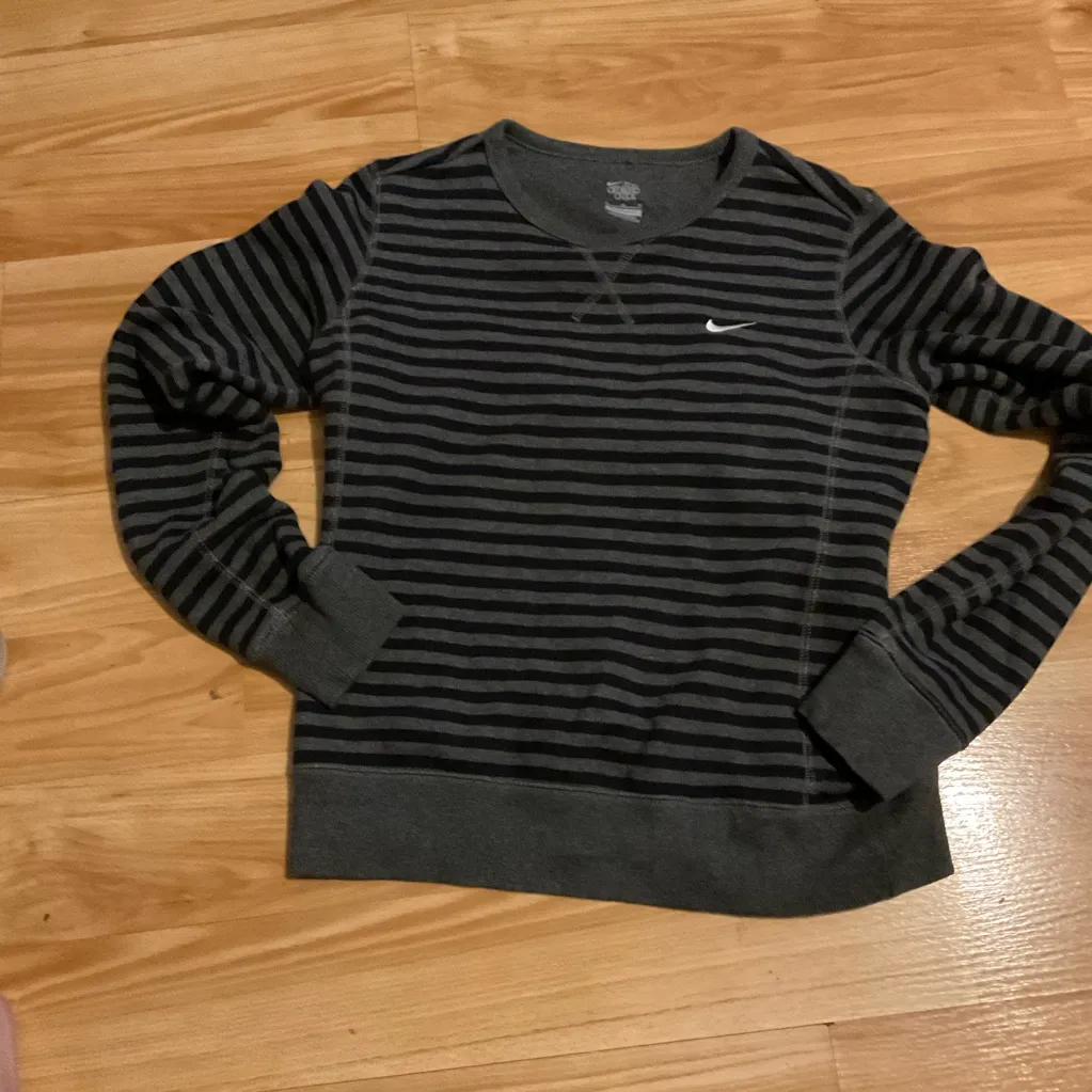 Nike Black and Gray Crewneck‎ Sweater 100% cotton - Image 2