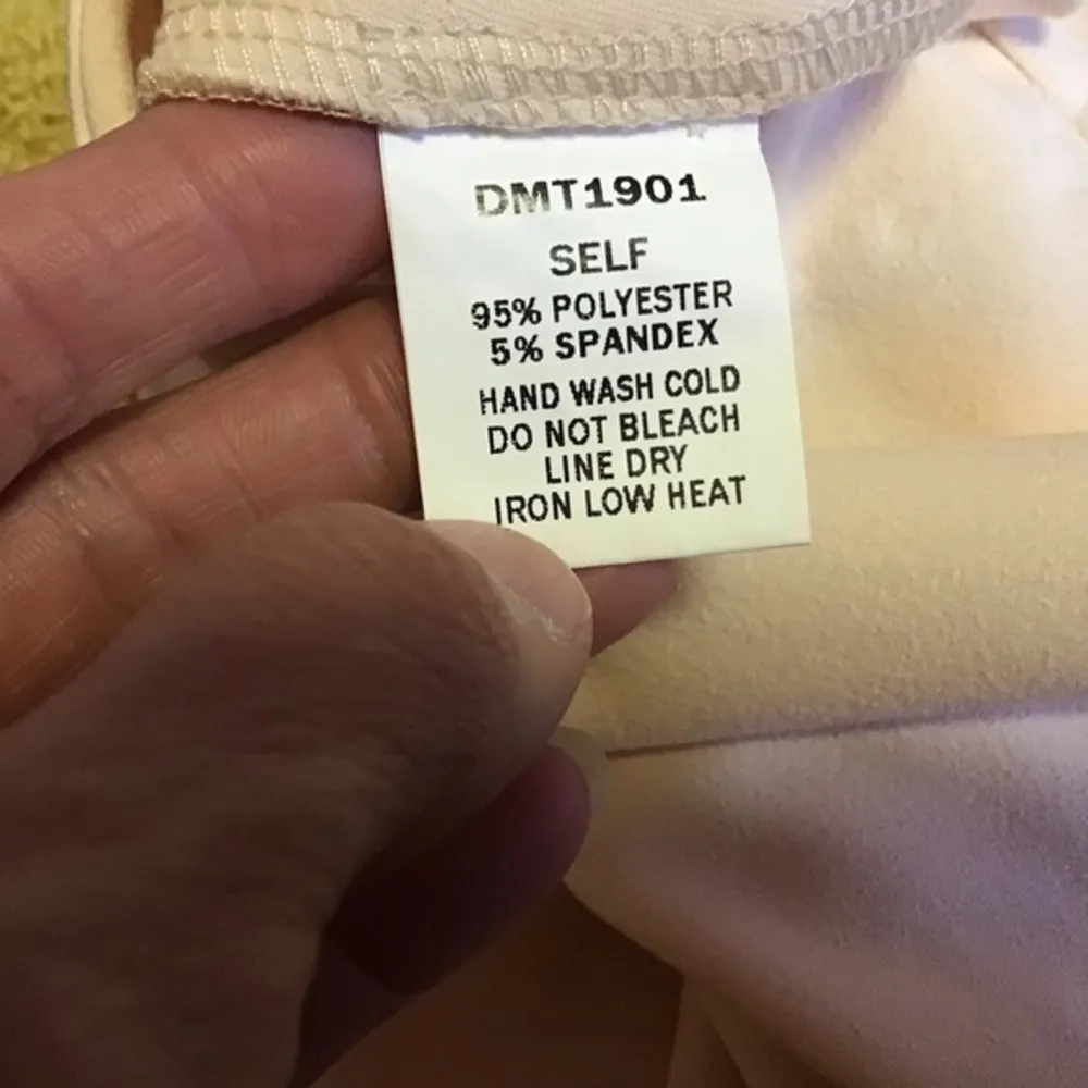 Nordstrom Dance & Marvel NWT Sexy cropped open back top - Image 4