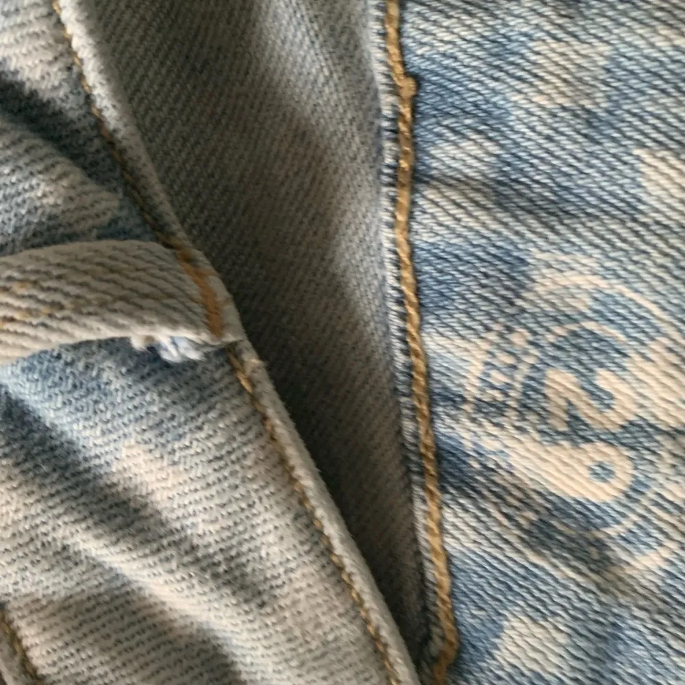 Marc by Marc Jacobs Jessie Cropped Boyfriend Jeans - Image 4