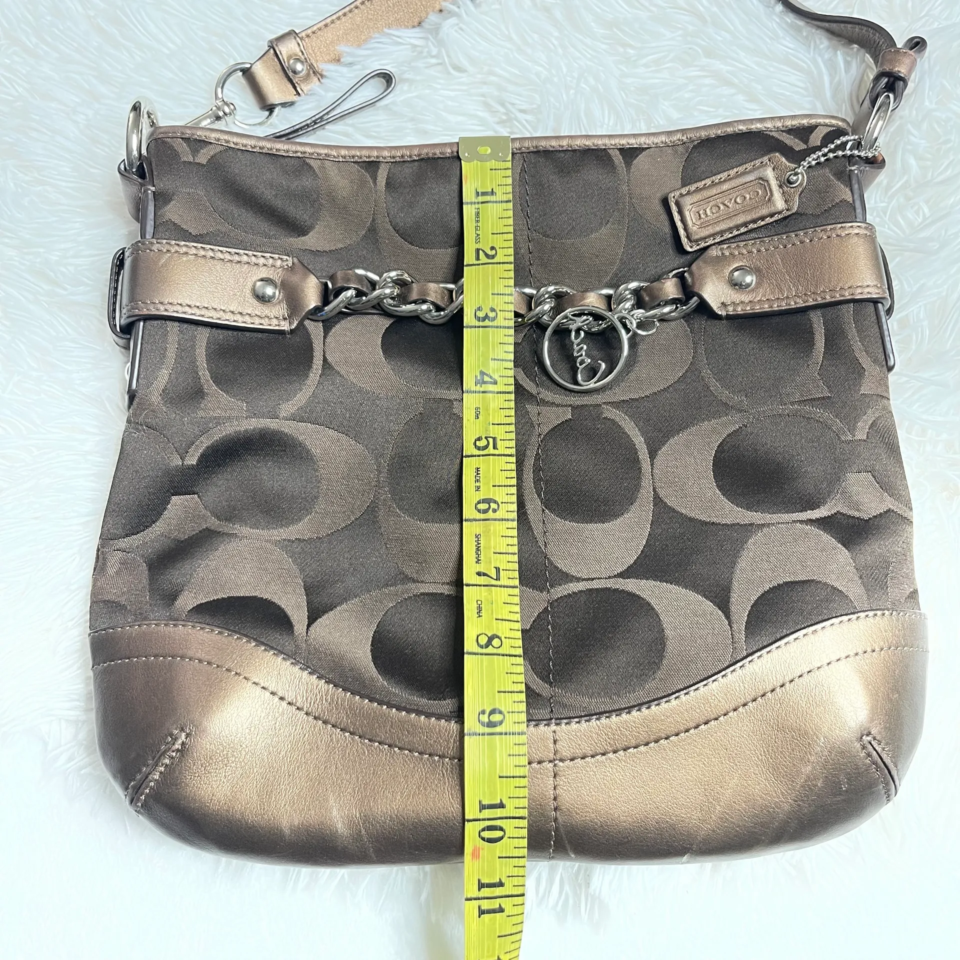 Womens Cross Body Peyton Signature File Bag F18926 in Brown/ Brown - Image 12