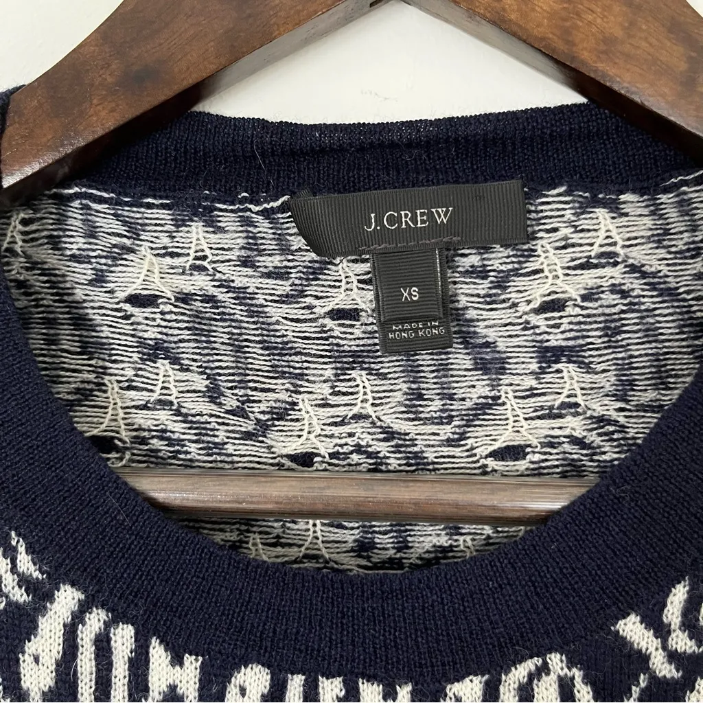 J Crew Classic Navy Blue Fish Sweater 100% Merino Wool Vacay Preppy - Image 4