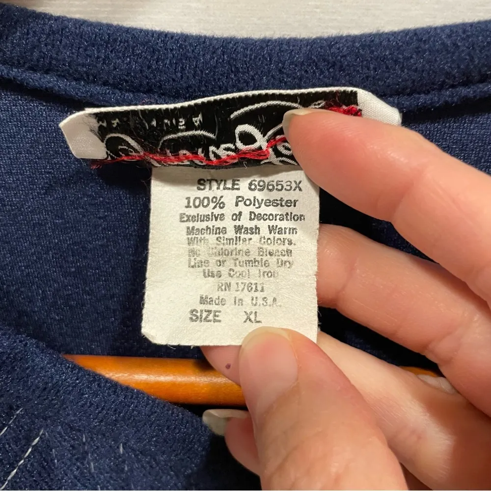 Adorable vintage navy blue floral embroidered pearl snap maxi robe cottagecore Size XL - Image 4