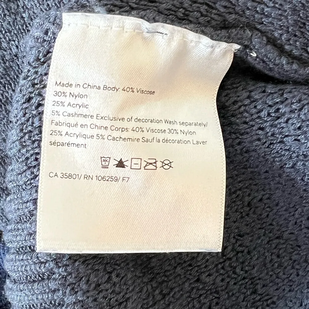 lululemon Blue/Gray Crew Neck Sweater with Textured Knit - Image 3