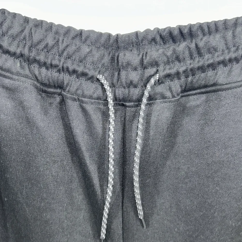 SD Essentials Tech Fleece pants Black Size XL - Image 4
