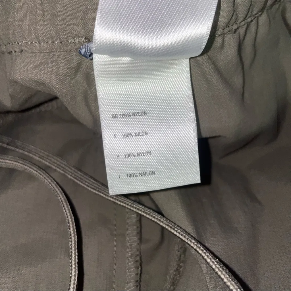 The North Face Cargo Shorts Women Sz 10 Ripstop Hiking Outdoor Athleisure Travel - Image 8