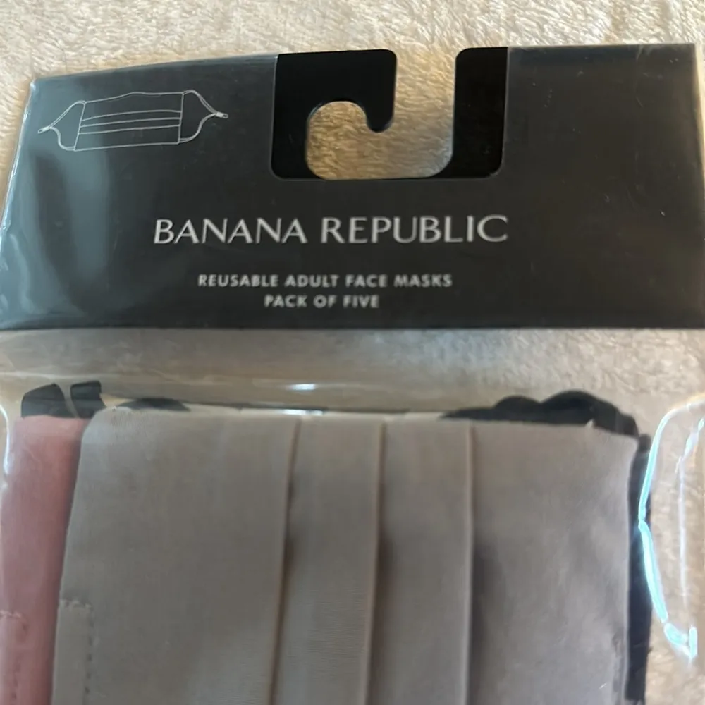 Banana republic face masks new set of 5 unisex - Image 3