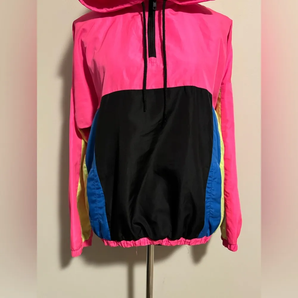 EUC Rue 21 Multicolor Neon Color Blocking Y2K Windbreaker 2 pockets size medium - Image 4
