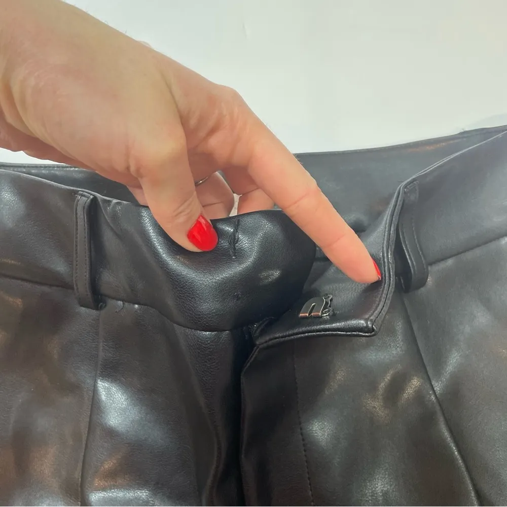 More to come black faux leather pants Large - Image 4
