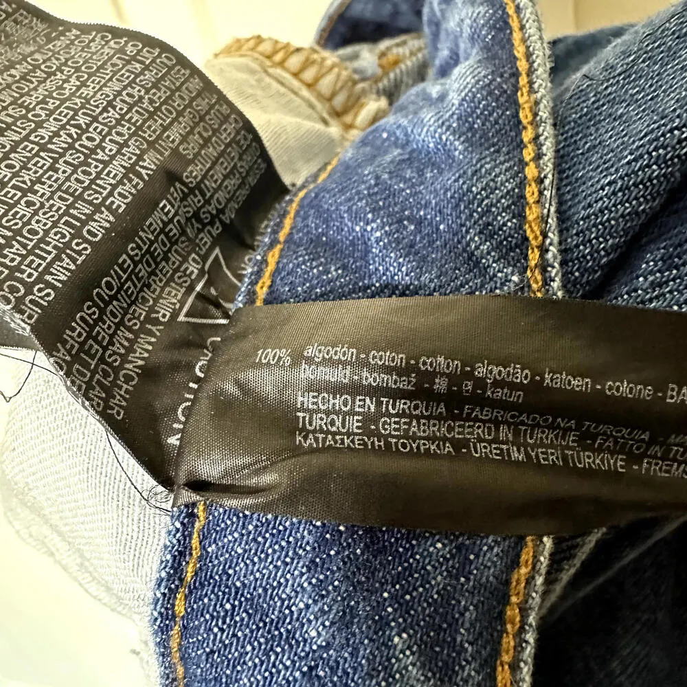 ZARA Premium Denim Collection Jeans Womens 4 Blue Raw Hem Dark Wash Straight Leg - Image 4