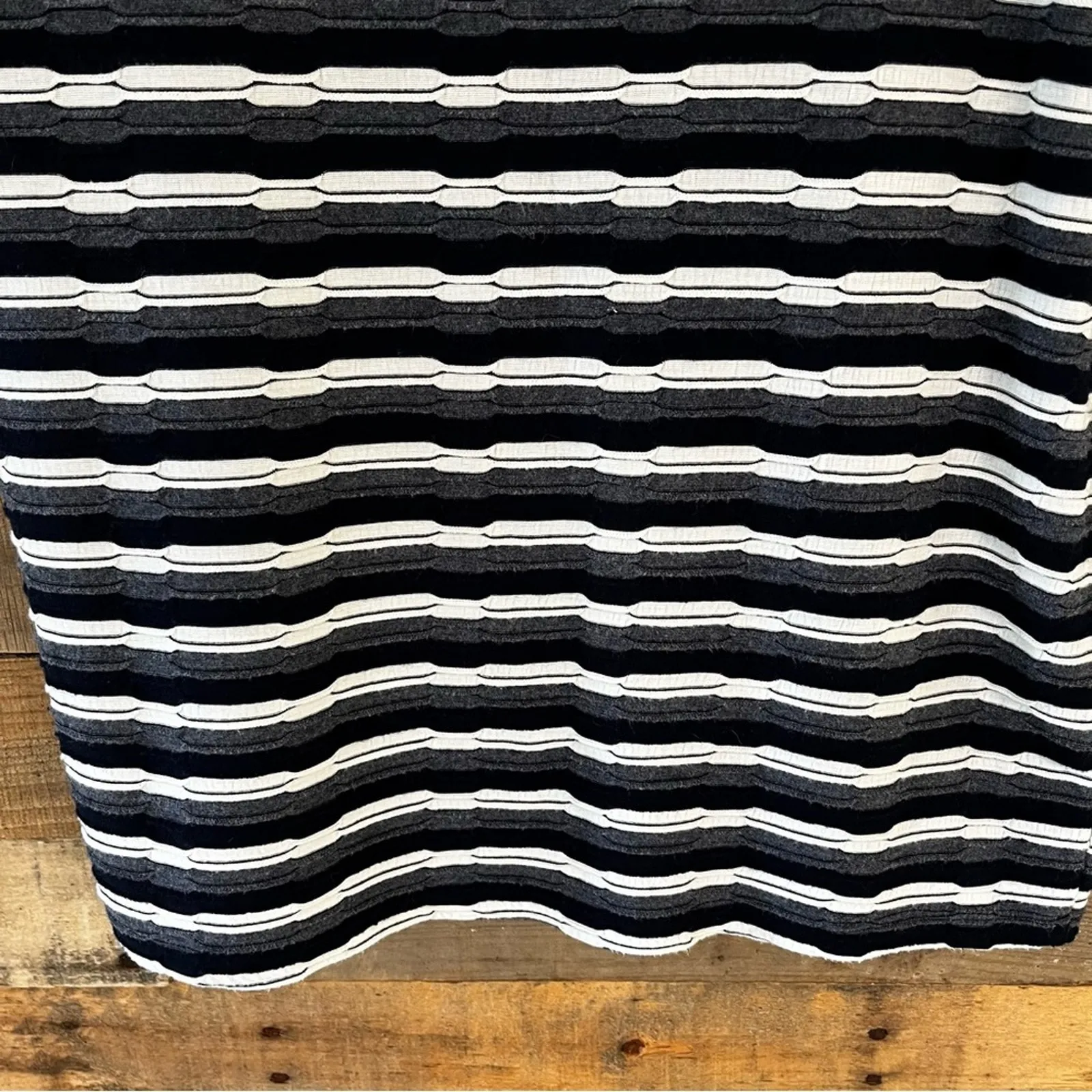 Papermoon By Stitchfix Navy Skirt Size Medium Petite‎ - Image 4