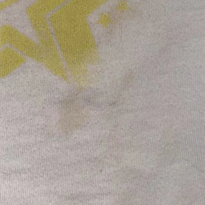 y2k nike white and yellow retro style cropped graphic baby tee - Image 5