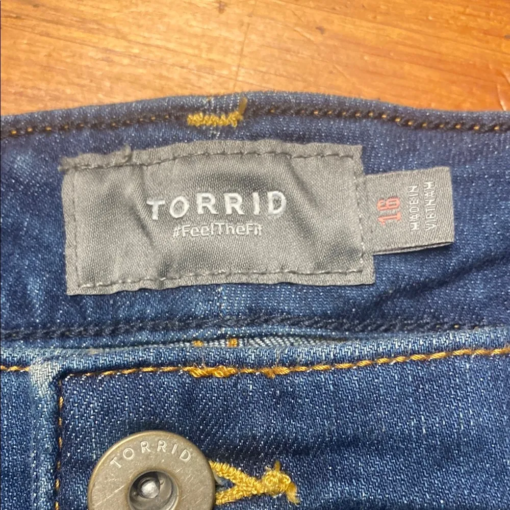 Torrid Dark Blue Jean Shorts - Image 3