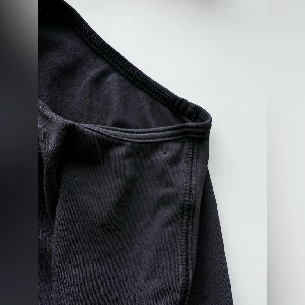 Lululemon open flyaway open back black tank top sleeveless lightweight - Image 6