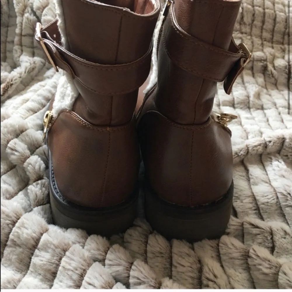 Olivia Miller  “Beekman” Sherpa Front Booties - Image 7