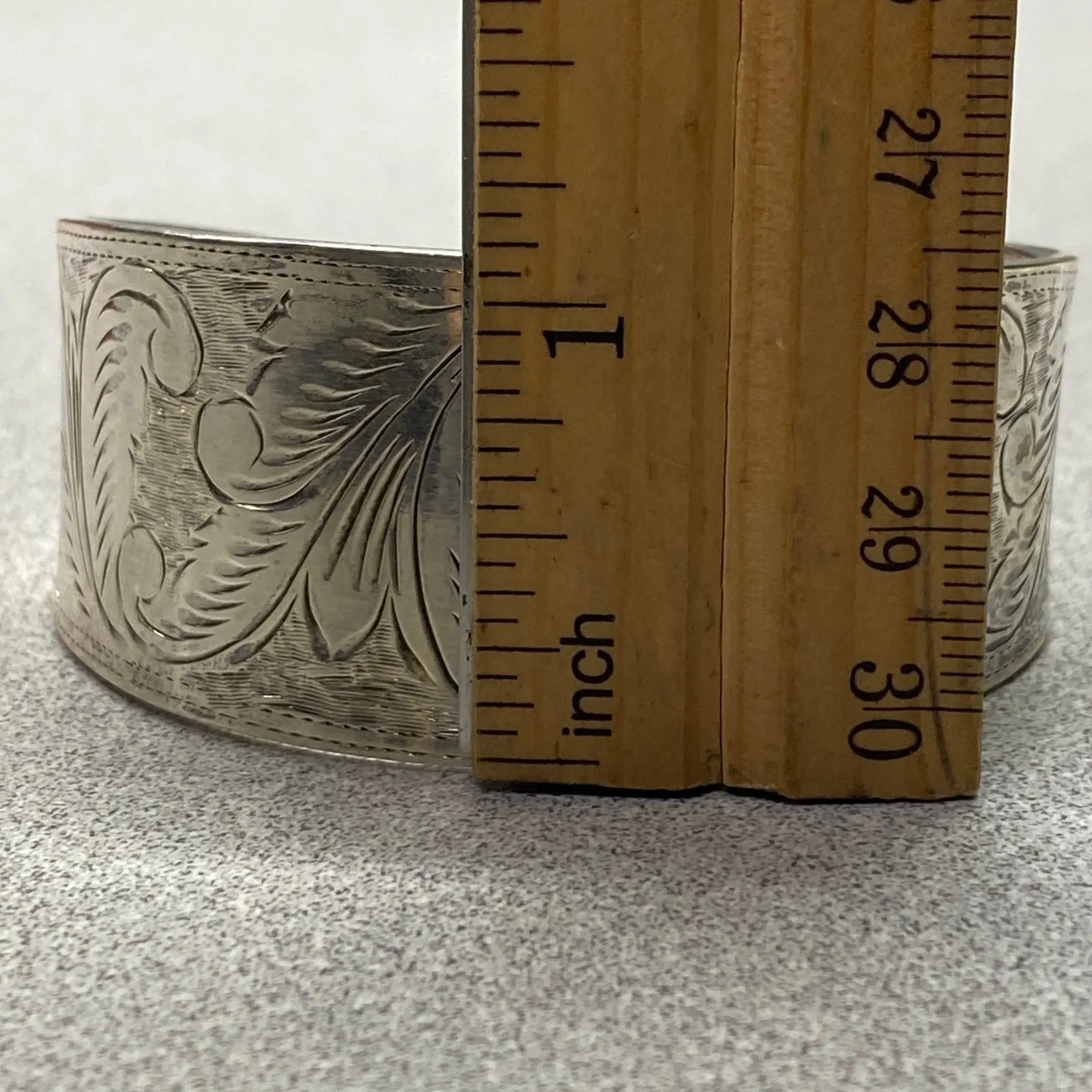 Vintage Sterling 925 Thailand Cuff Bracelet Ornate Floral Scroll Hand Engraved Silver - Image 6