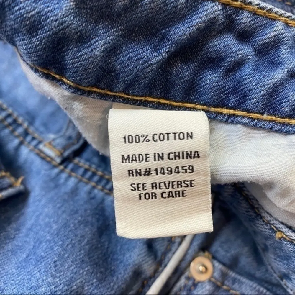 Ashley Mason Ripped Distressed Raw Hem Crop Jean‎ - Image 5