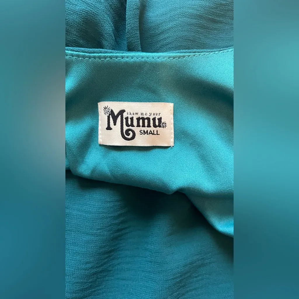 Show Me Your MuMu Emerald
Bombshell Dress - Image 4