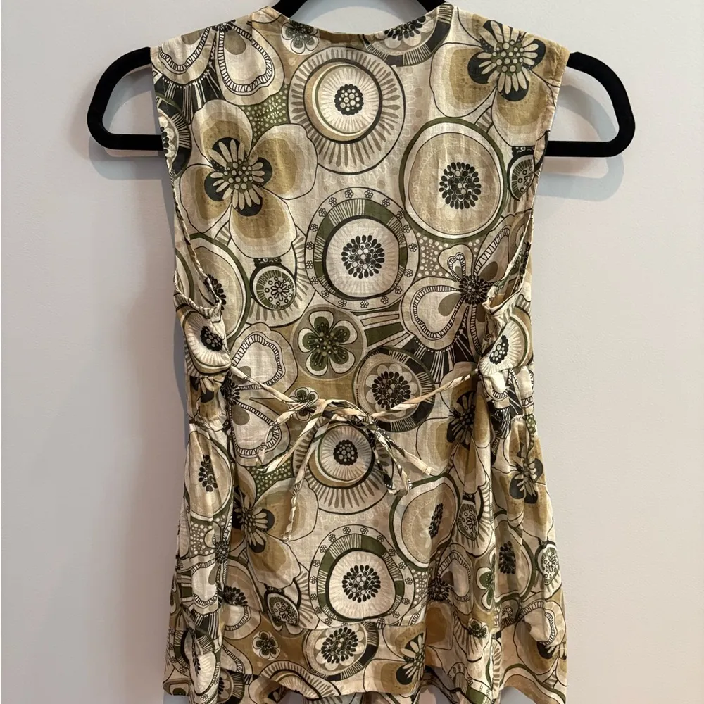 Vintage United Colors Of Benetton Khaki Floral Camisole Top in Size M - Image 4