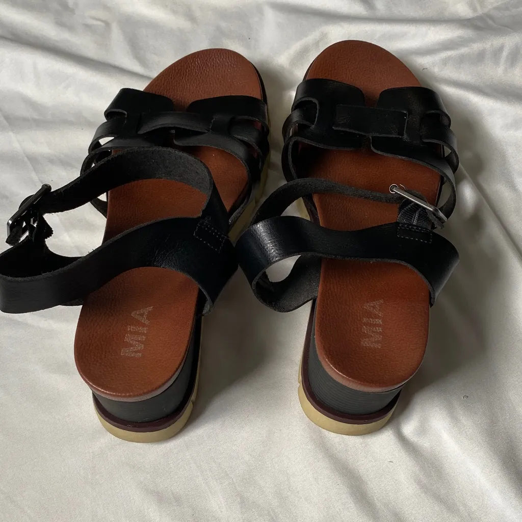 MIA Black and Brown Women's Sandals - Image 5