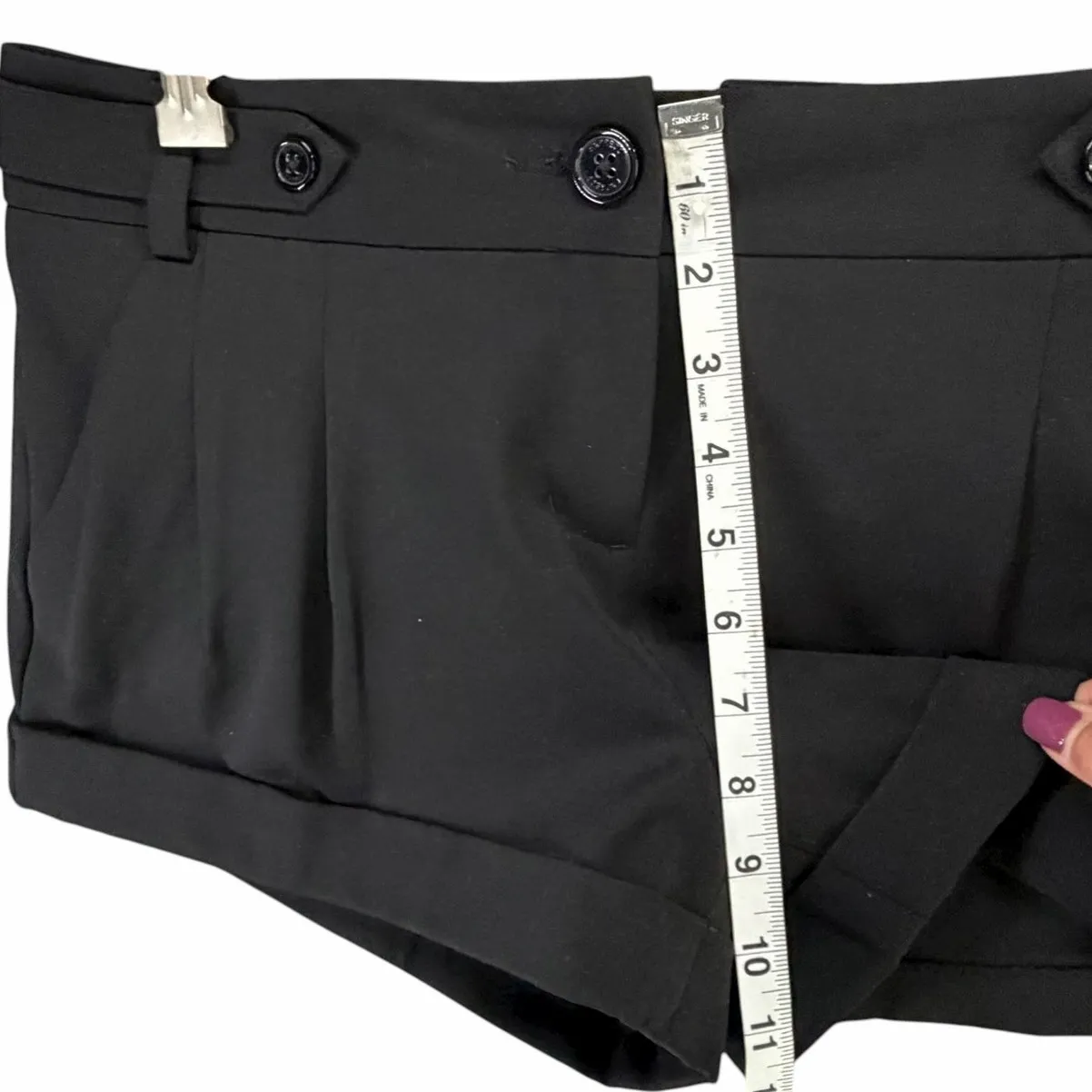 Express Shorts Womens 6 Black Pleated Cuffed Tailored Chic Dressy Smart Casual - Image 6