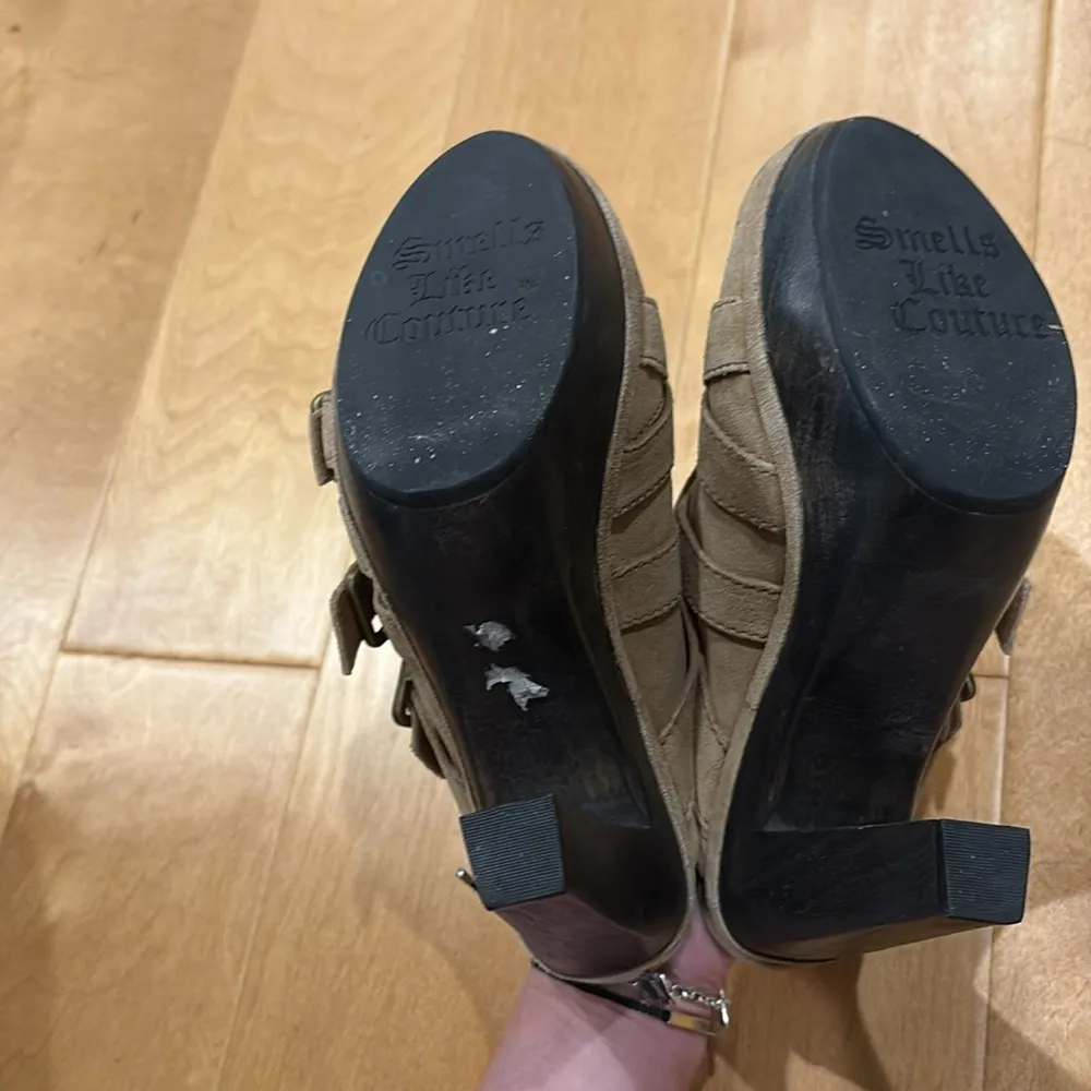 Juicy Couture Collette suede clogs mules platform shoes 7.5 tan - Image 8