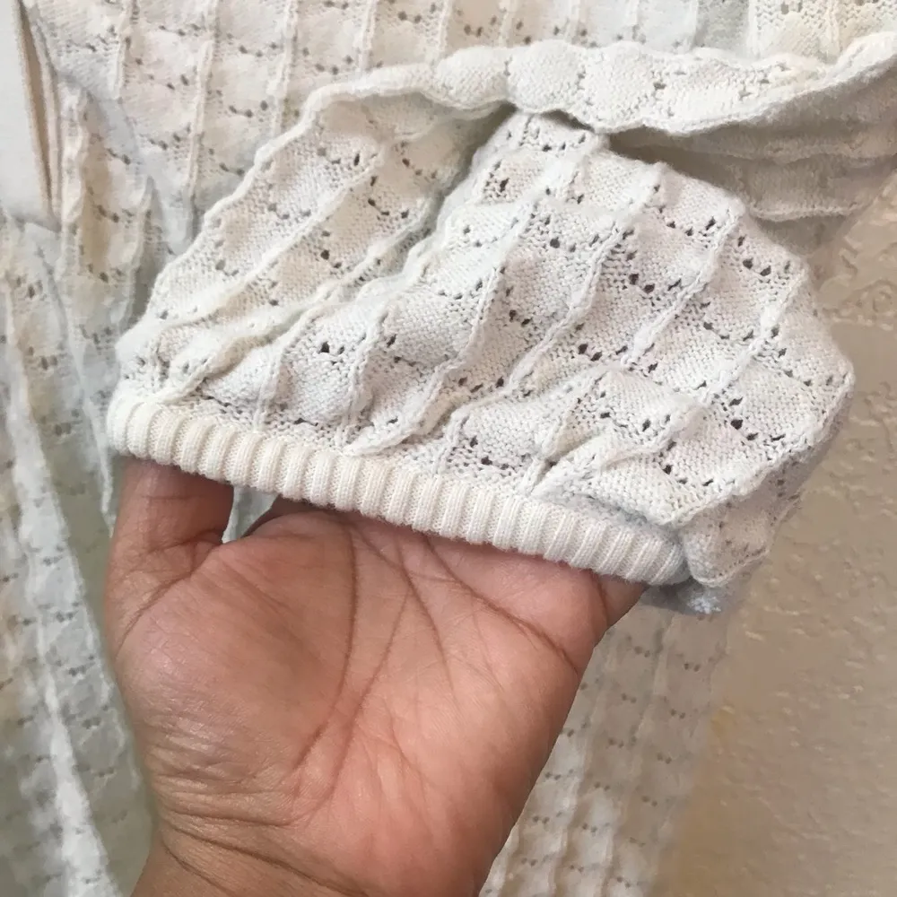 Calvin Klein crochet blouse SZ L/G - Image 3