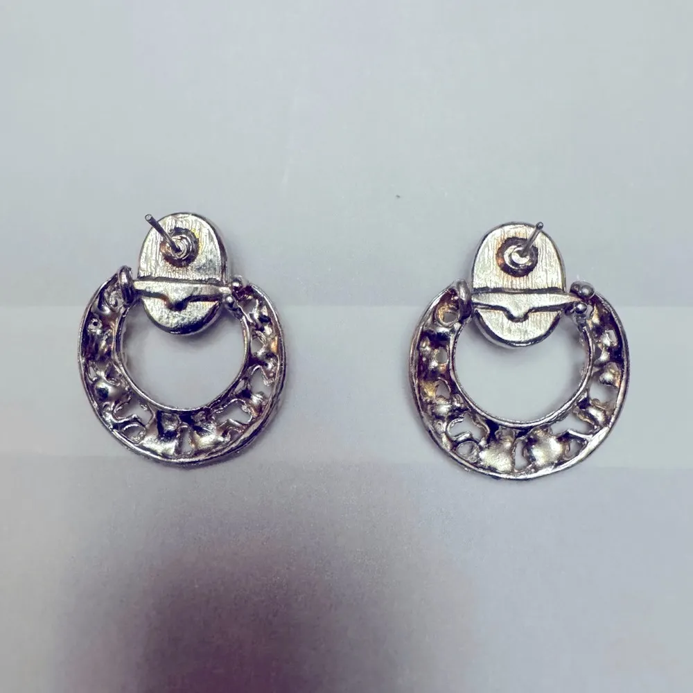 Vintage SilverTone and Faux Pearl Door Knocker Style Stud Earrings, Retro 80s Silver - Image 3